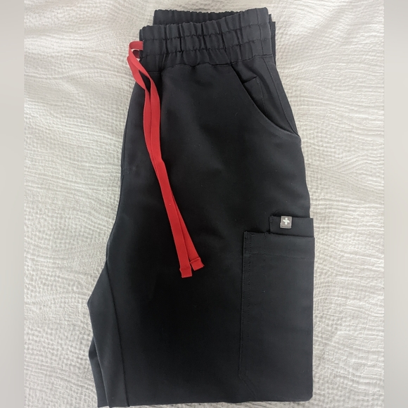 Figs Charcoal Yola Skinny Scrub Pants - Picture 2 of 2